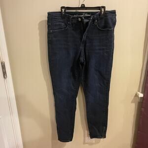 Universal Thread Dark Blue Denim Skinny Jeans Size 10